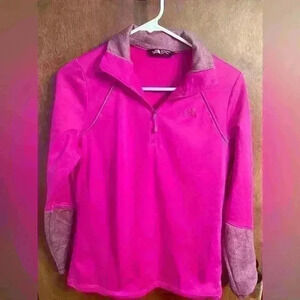 The North Face women’s bright pink pullover